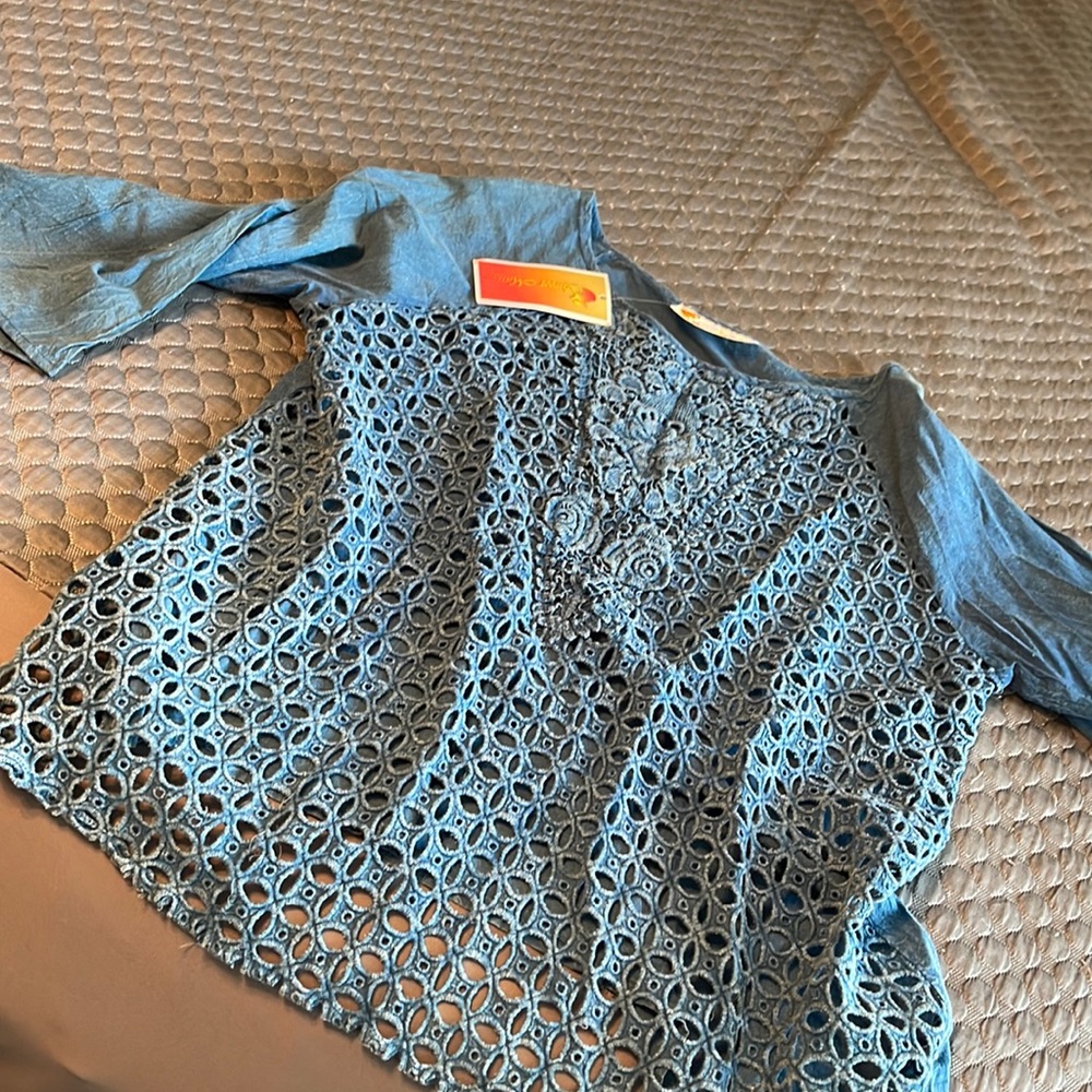 Size L Sweet Mango ¾ sleeve shirt